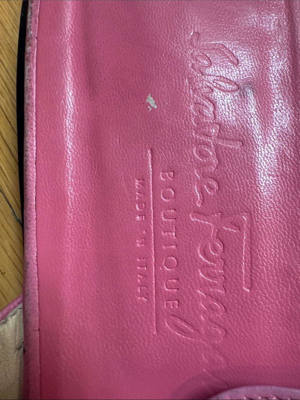 Salvatore Ferragamo Pink Leather Thong Slide Sandals 10.5 - Picture 2 of 4